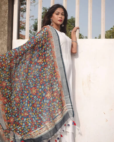 Dupattas